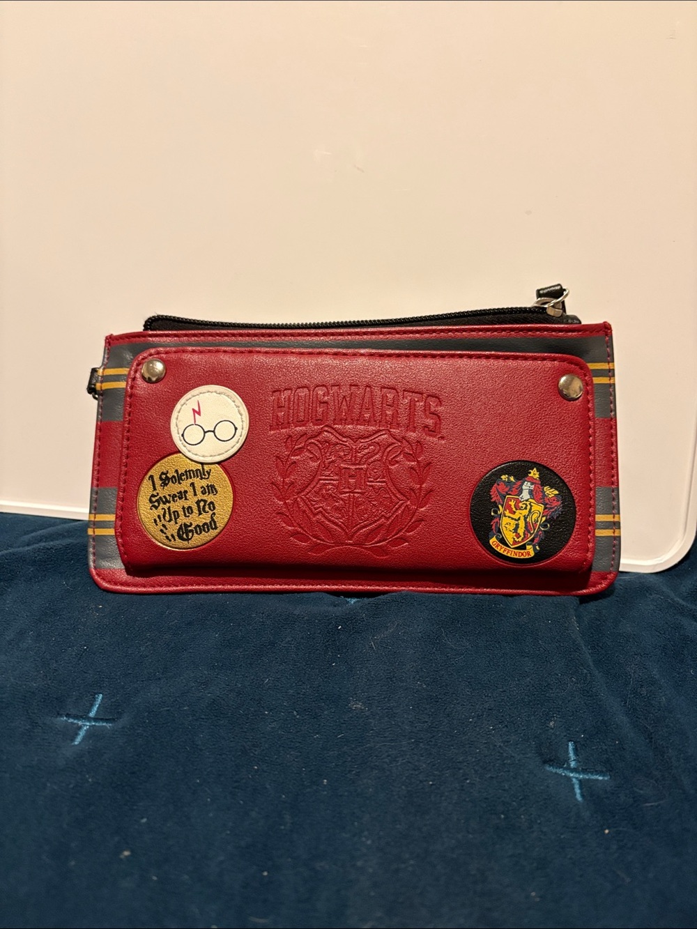 Harry Potter Gryffindor Zip Wallet